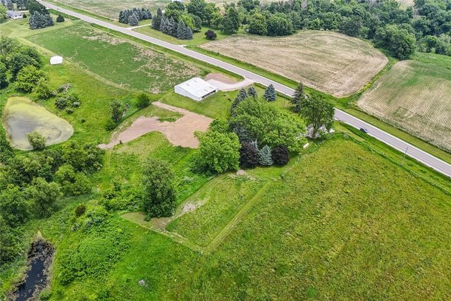 5995 32nd Avenue, Shellsburg, IA 52332