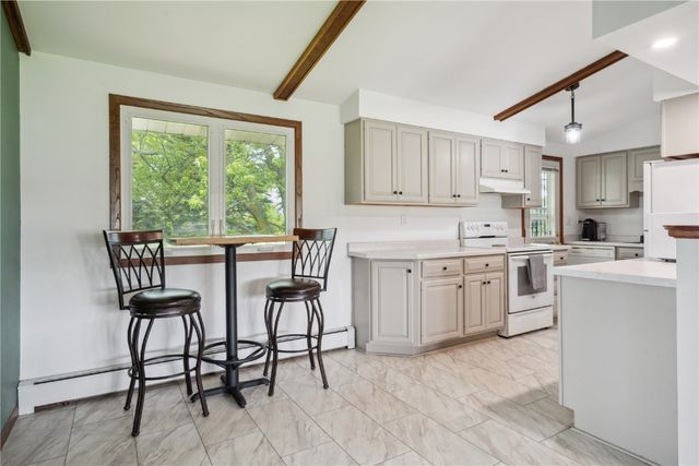 5995 32nd Avenue, Shellsburg, IA 52332