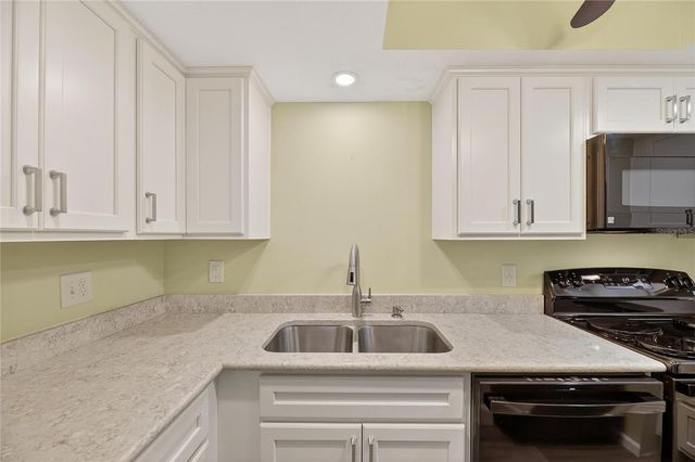 1028 APOLLO BEACH BOULEVARD 23, Apollo Beach, FL 33572