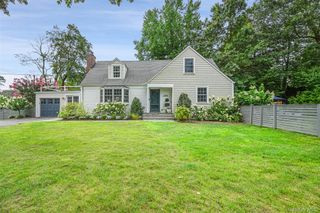 1 Bryson Street, Larchmont, NY 10538