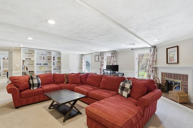 167 South Street, Carlisle, MA 01741