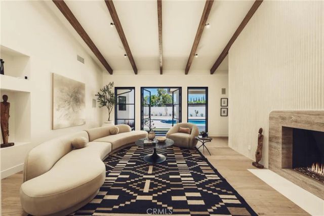 4195 Alonzo Avenue, Encino, CA 91316