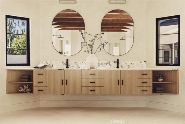 4195 Alonzo Avenue, Encino, CA 91316