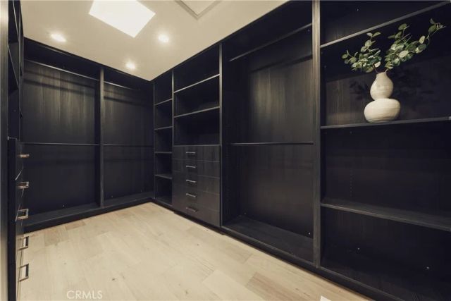 4195 Alonzo Avenue, Encino, CA 91316