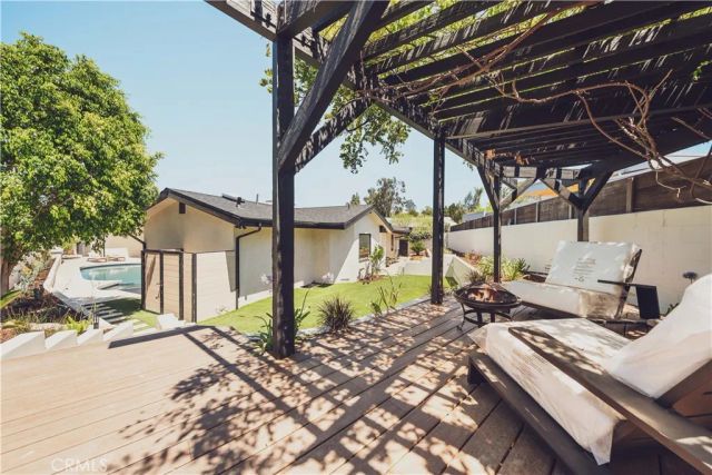 4195 Alonzo Avenue, Encino, CA 91316