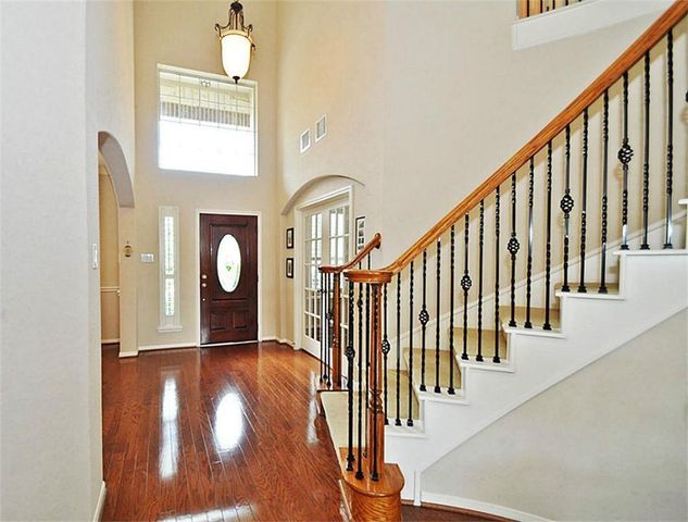 5210 Riverstone Crossing Drive, Sugar Land, TX 77479