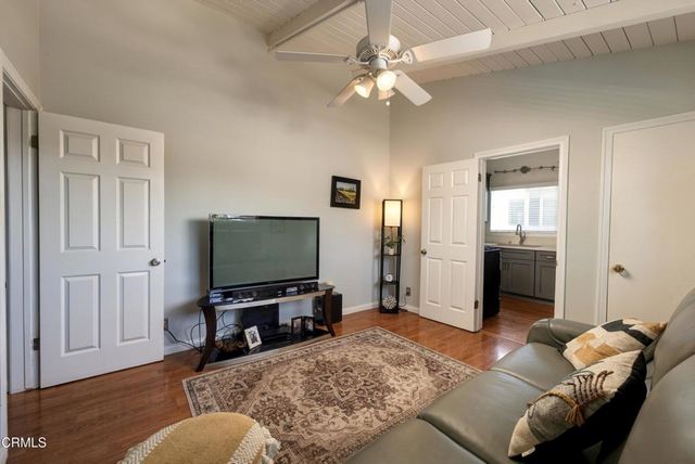 2534 Mary Street, Montrose, CA 91020