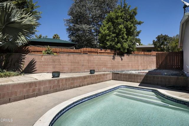 2534 Mary Street, Montrose, CA 91020