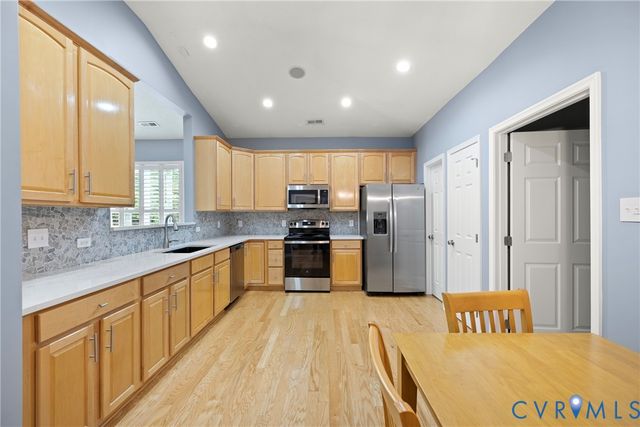 5403 Ridgedale Dr, Glen Allen, VA 23059