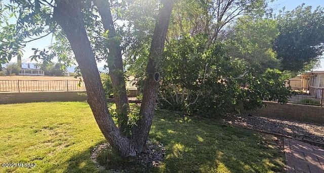 1006 E Geneva, Pearce, AZ 85625