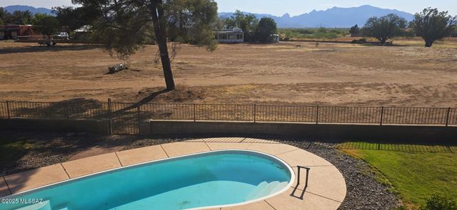 1006 E Geneva, Pearce, AZ 85625