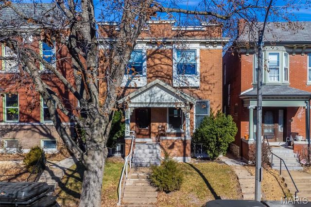 4215 Flad Avenue, St Louis, MO 63110
