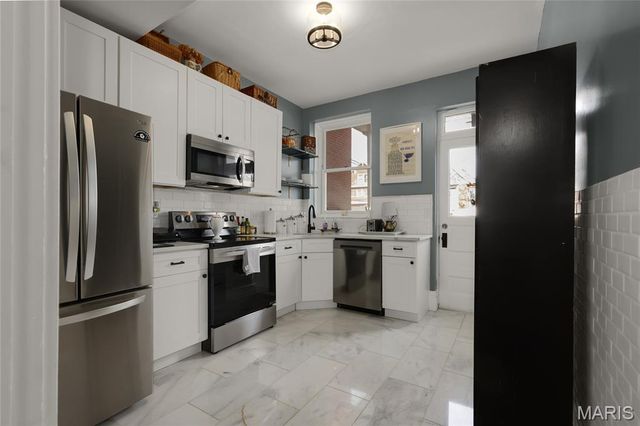 4215 Flad Avenue, St Louis, MO 63110