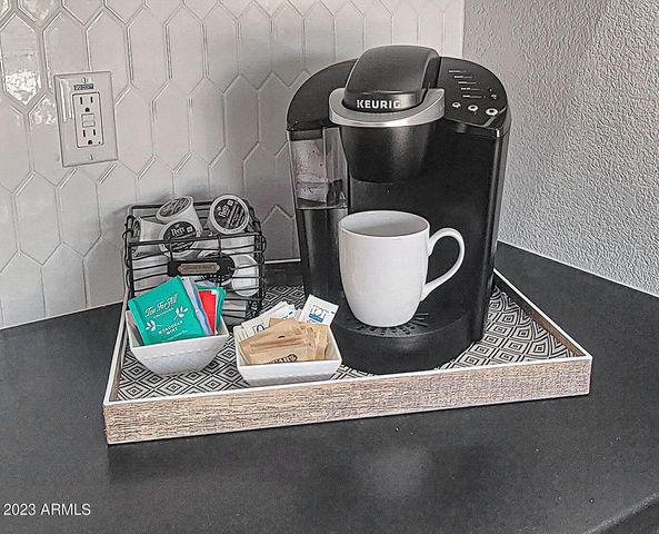 8426 E PLAZA Avenue, Scottsdale, AZ 85250