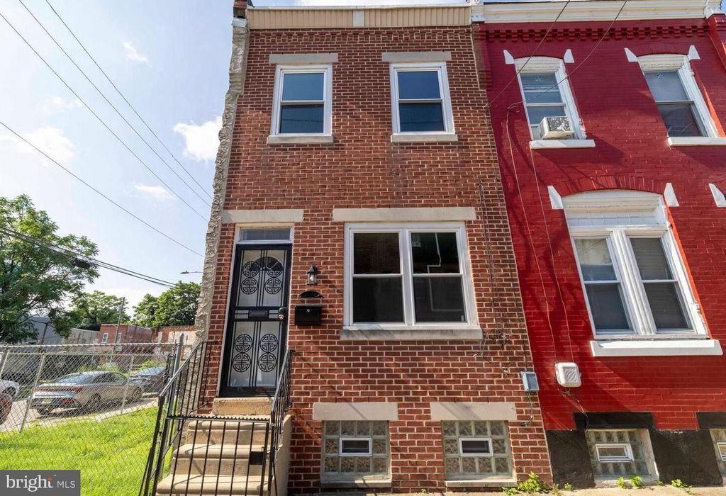 2002 W WESTMORELAND ST, Philadelphia, PA 19140