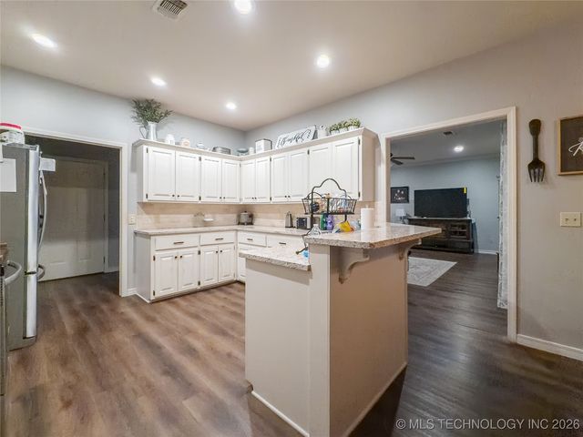 1410 S 5th Street, Mcalester, OK 74501