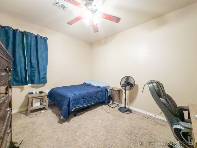 1410 S 5th Street, Mcalester, OK 74501