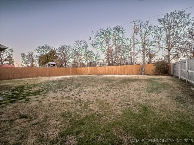 1410 S 5th Street, Mcalester, OK 74501