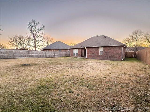 1410 S 5th Street, Mcalester, OK 74501