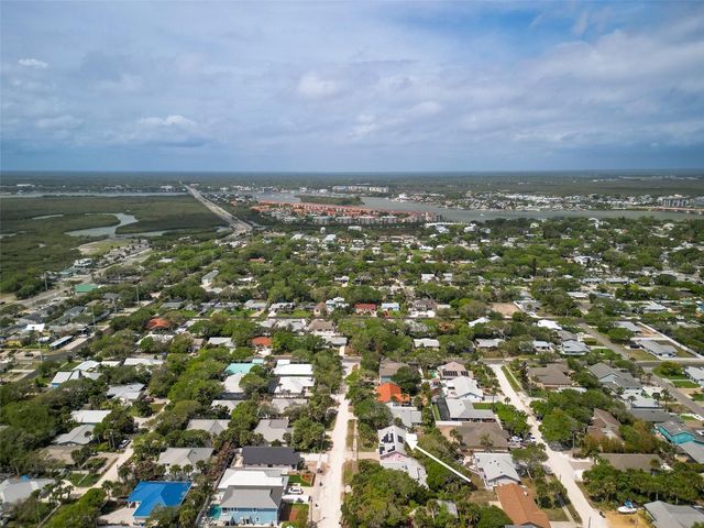 808 E 1ST AVENUE, New Smyrna Beach, FL 32169