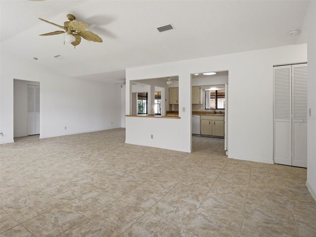 808 E 1ST AVENUE, New Smyrna Beach, FL 32169