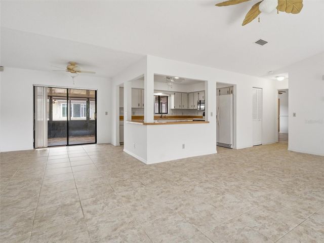808 E 1ST AVENUE, New Smyrna Beach, FL 32169