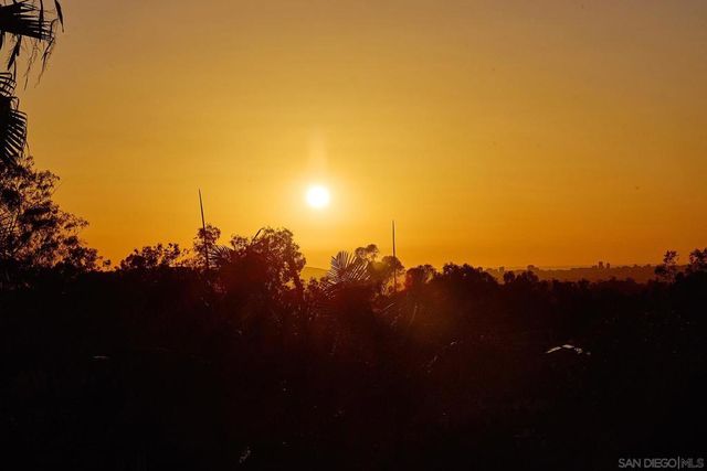 10626 Birch Bluff Ave, San Diego, CA 92131