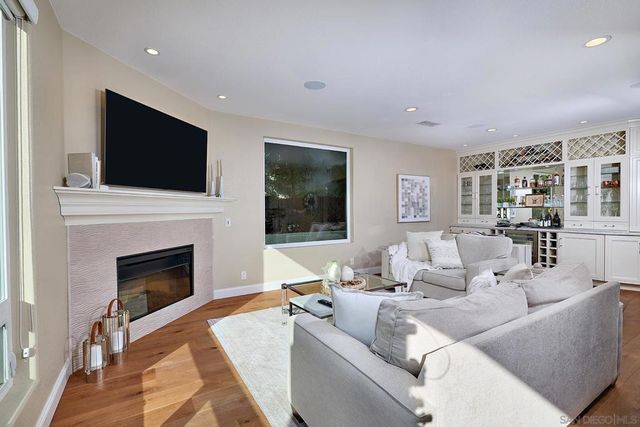 10626 Birch Bluff Ave, San Diego, CA 92131