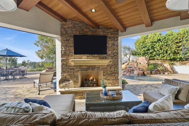 10626 Birch Bluff Ave, San Diego, CA 92131