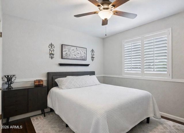 2064 E KENWOOD Circle, Mesa, AZ 85213