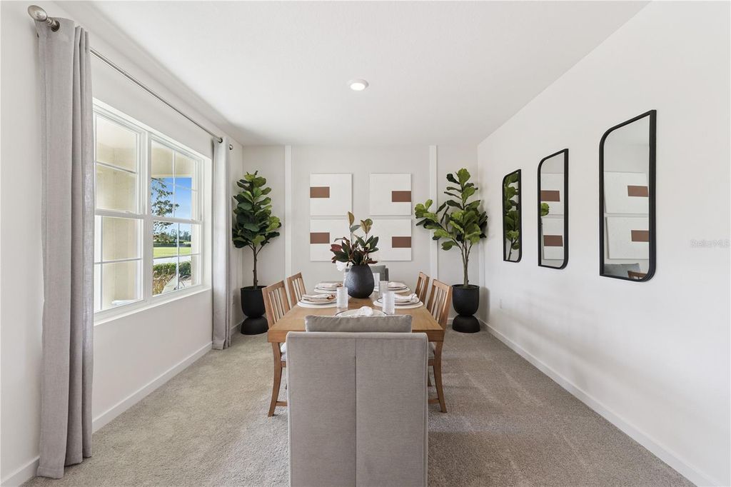 Image 4 of property listing at 660 SEAGROVE TRAIL, St Cloud, FL 34771