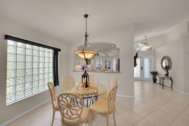 7388 Tonga Ct, Boynton Beach, FL 33437