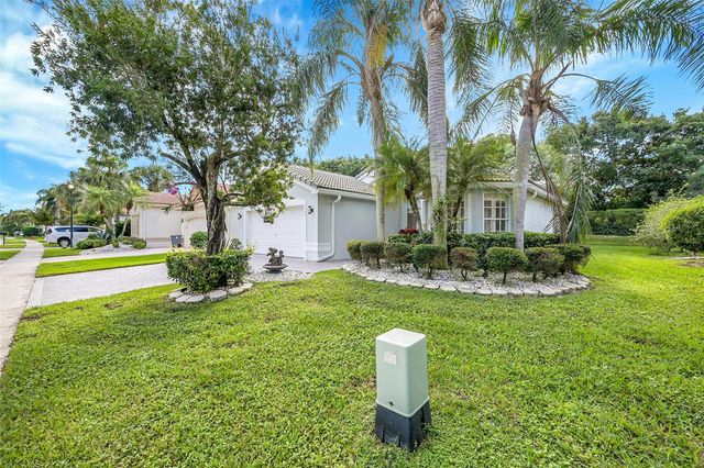 7388 Tonga Ct, Boynton Beach, FL 33437