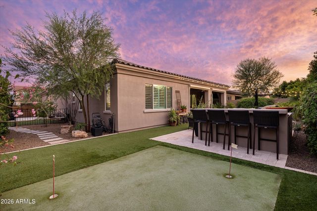 9418 W DALEY Lane, Peoria, AZ 85383