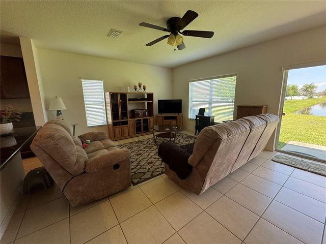 3711 BRIARWOOD ESTATES CIRCLE, St Cloud, FL 34771