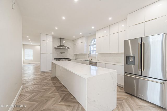 11 Chancellor Park Drive, Mays Landing, NJ 08330