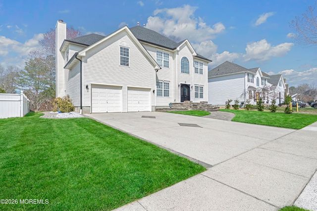 11 Chancellor Park Drive, Mays Landing, NJ 08330