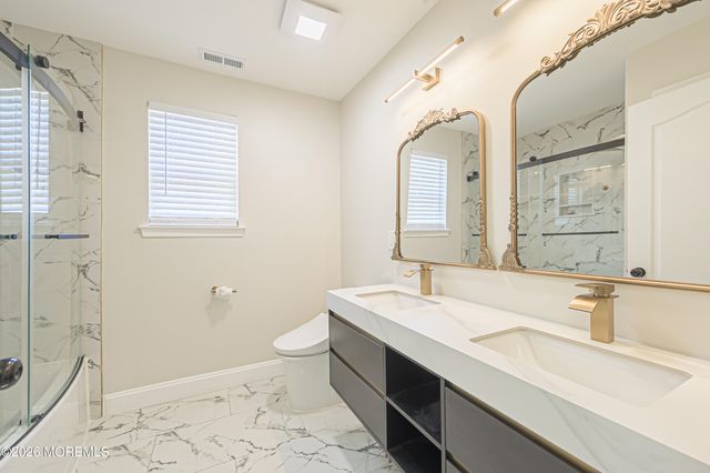 11 Chancellor Park Drive, Mays Landing, NJ 08330