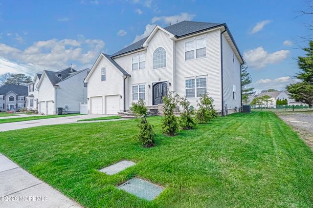 11 Chancellor Park Drive, Mays Landing, NJ 08330