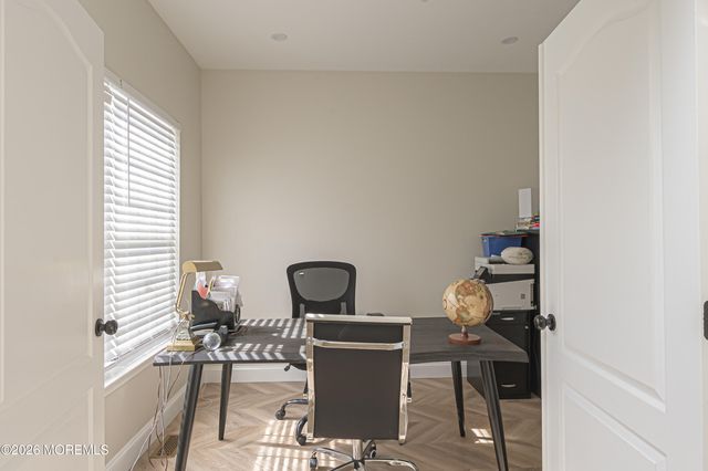 11 Chancellor Park Drive, Mays Landing, NJ 08330