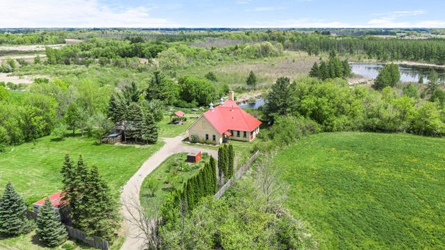 8825 Greeley Loop, Braham, MN 55006