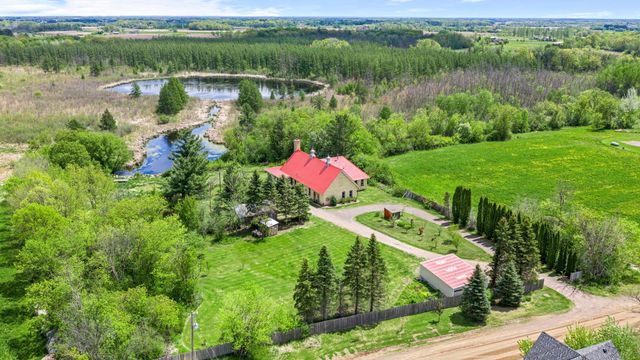 8825 Greeley Loop, Braham, MN 55006