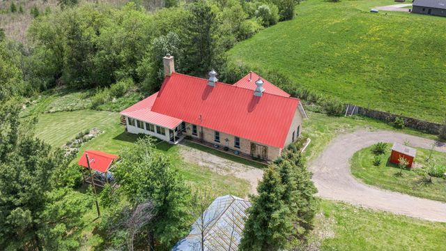 8825 Greeley Loop, Braham, MN 55006