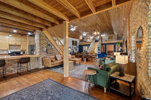 8825 Greeley Loop, Braham, MN 55006