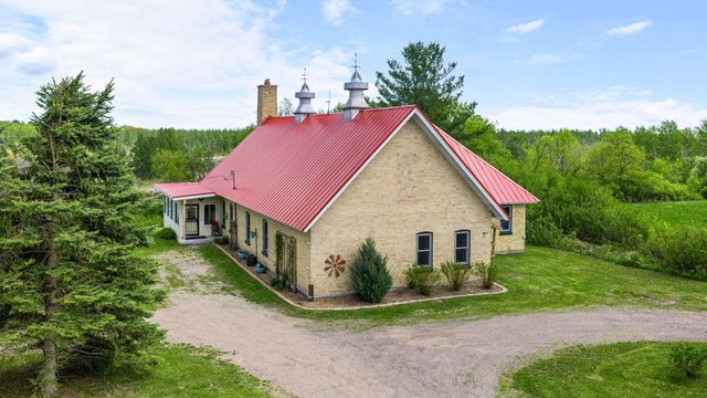 8825 Greeley Loop, Braham, MN 55006
