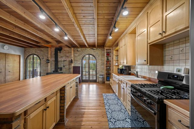 8825 Greeley Loop, Braham, MN 55006
