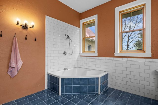 8825 Greeley Loop, Braham, MN 55006