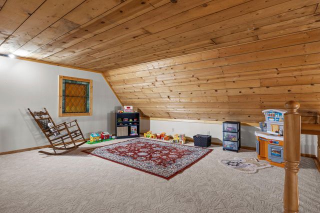 8825 Greeley Loop, Braham, MN 55006