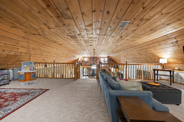 8825 Greeley Loop, Braham, MN 55006