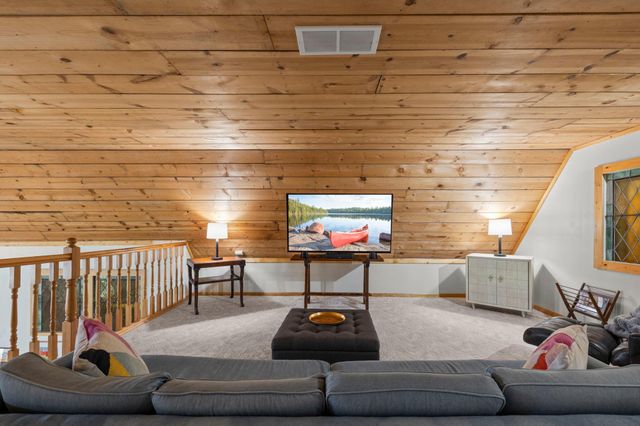 8825 Greeley Loop, Braham, MN 55006